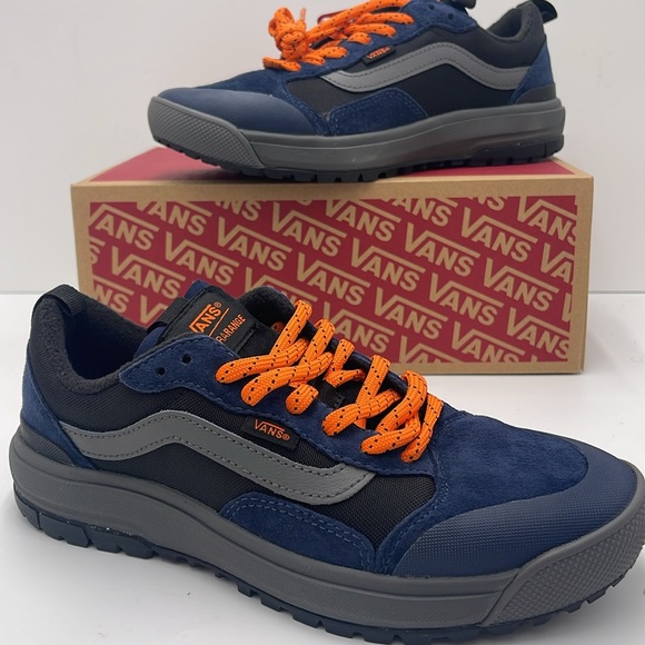 Vans WMNS Blue and Orange Sneakers Ultrarange Exo
Dress Blues/Black
VN0A5KS4LKV - Picture 14 of 16